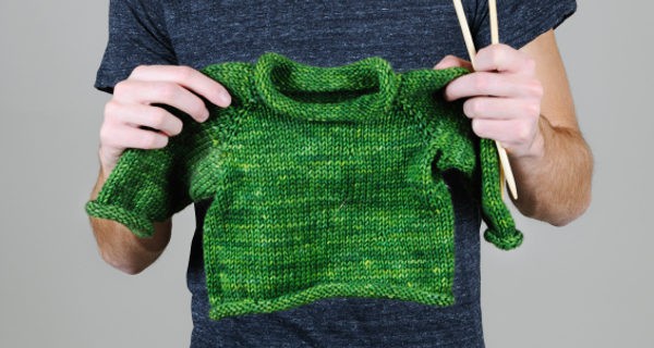 tejiendo jersey de bebe