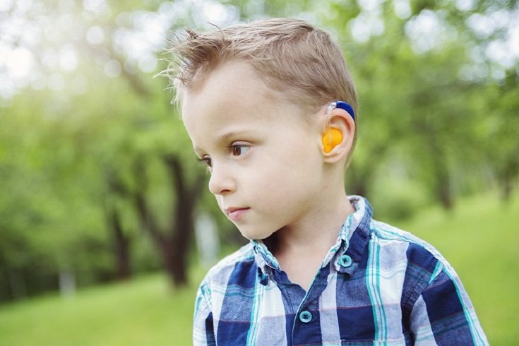 Los niños sordos con padres oyentes</b> tardan más tiempo en interiorizar los diferentes aspectos