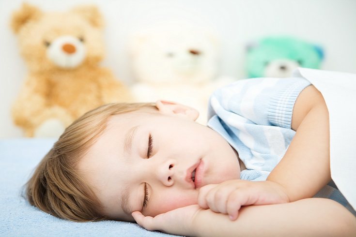 Dormir bien y las horas adecuadas son esenciales en la salud mental de los más pequeños