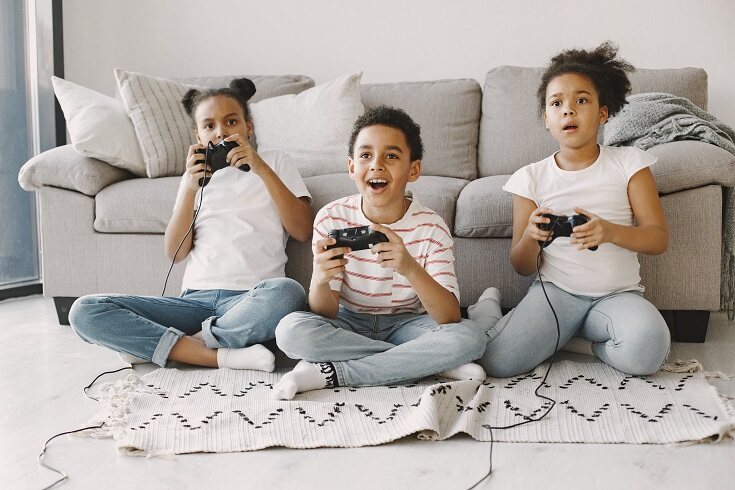 No es para nada recomendable que los niños jueguen a videojuegos que sean violentos y agresivos