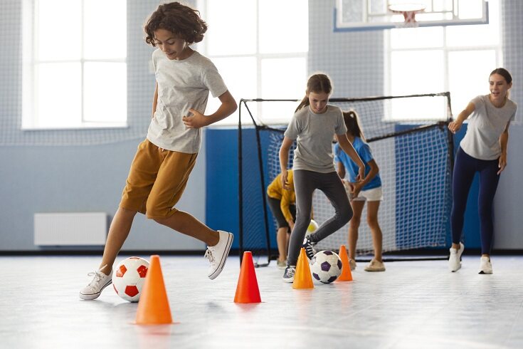 Cada vez son más los niños los que optan por un vida sedentaria y no hacen nada de deporte