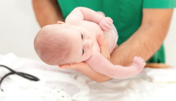 El nacimiento de un bebé lleva aparejado una serie de trámites administrativos
