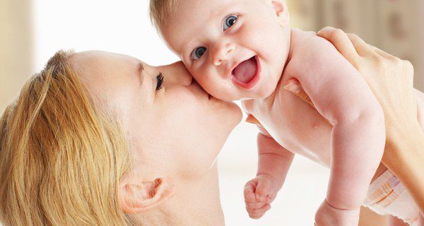  Beneficios del contacto entre la madre y el bebé