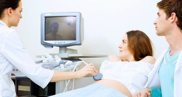 Si corres un embarazo de riesgo puedes recurrir a esta intervención