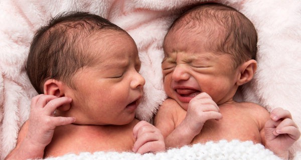 Esmerado Persona responsable nadar Lista de cosas que necesitas para recién nacidos gemelos - Bekia Padres