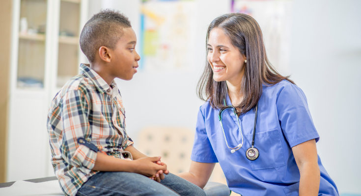 El pediatra determinará qué tipo de tratamiento poner en marcha para la fimosis