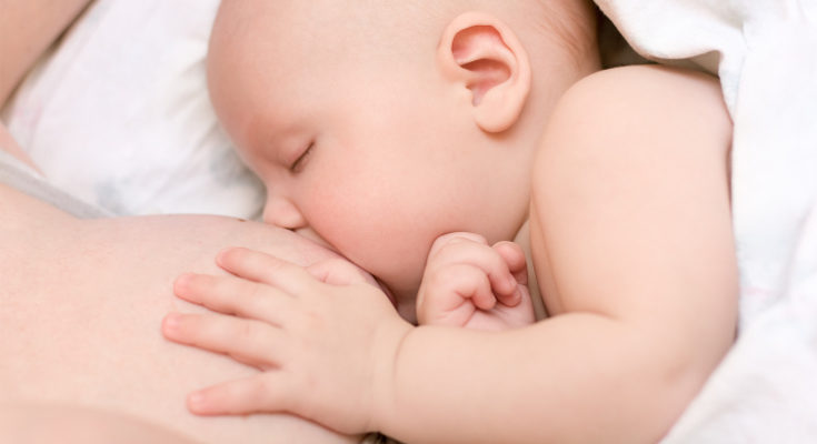 La preocupación por tener poca leche es común en las madres lactantes