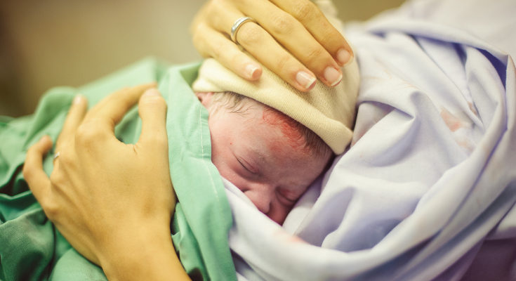 Consulta con tu médico los riesgos de la anestesia epidural en tu bebé