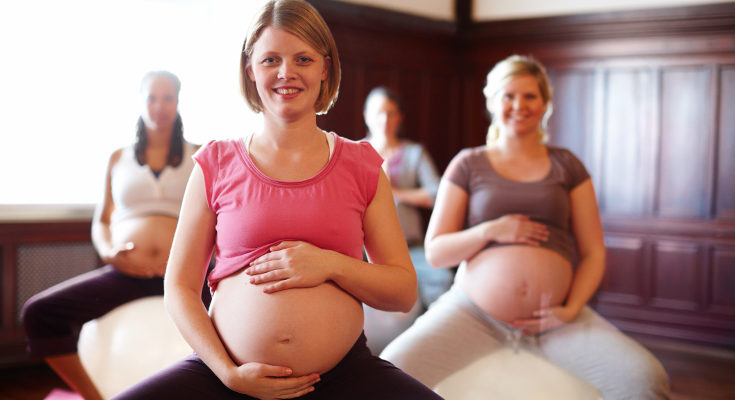 Aprovecha las clases de pilates para acudir a una actividad en grupo con otras embarazadas