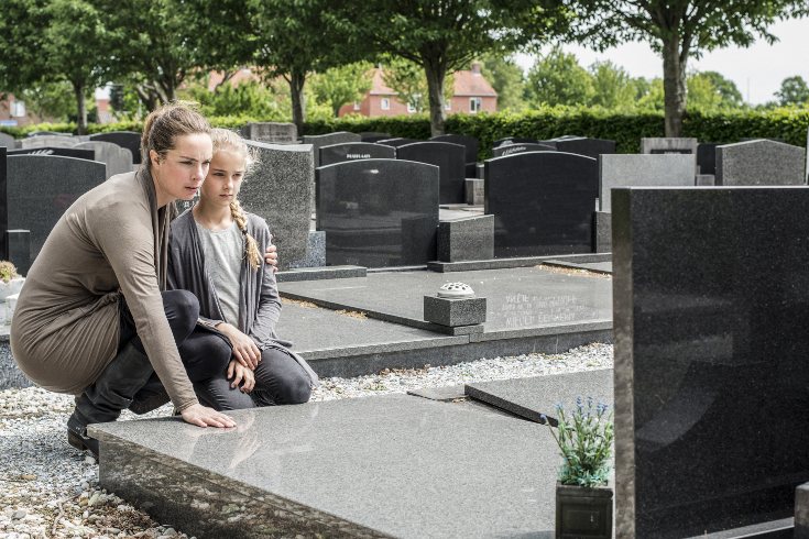 Los niños pueden ver funerales y féretros sin que les suponga un trauma