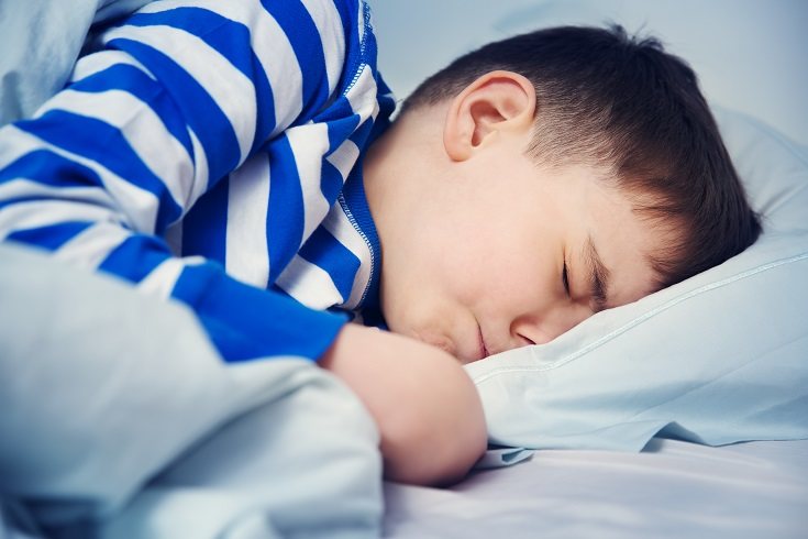 El sonambulismo es otro de los trastornos de sueño más comunes y habituales