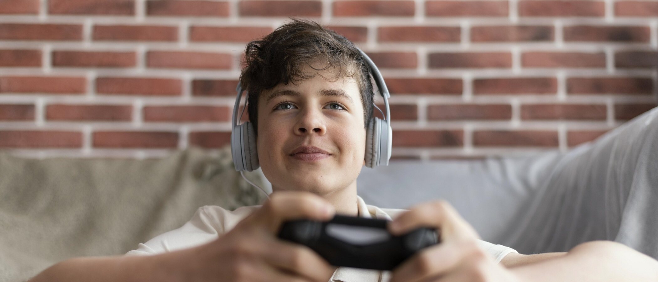 Qué efectos negativos tienen los videojuegos violentos en los niños
