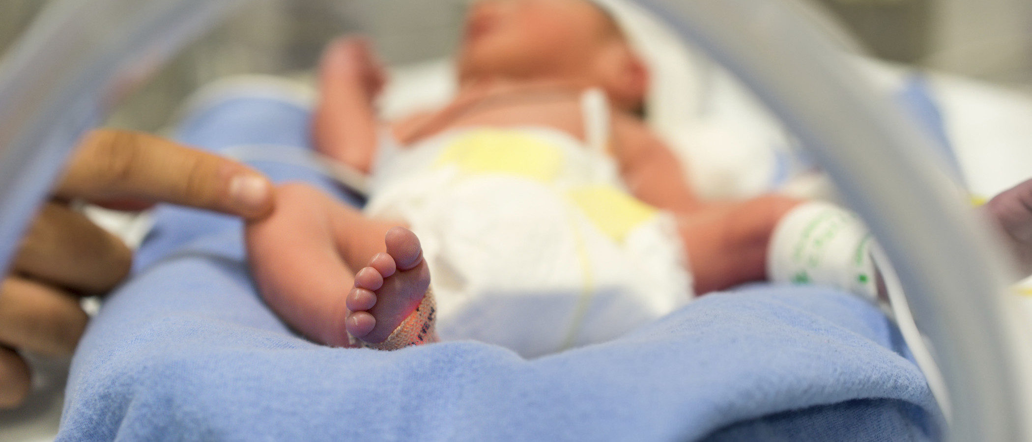 Los riesgos y peligros para el bebé prematuro