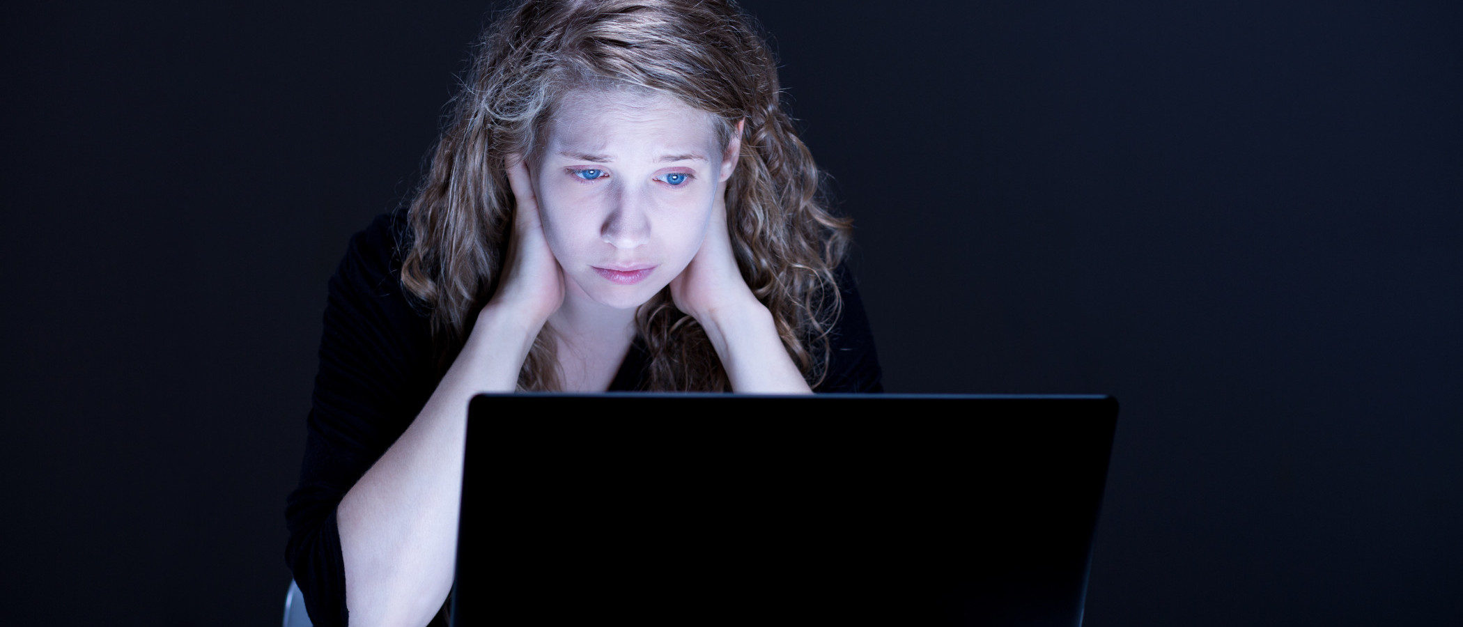 Consejos para detectar que tu hijo adolescente es adicto a Internet y cómo puedes ayudarle