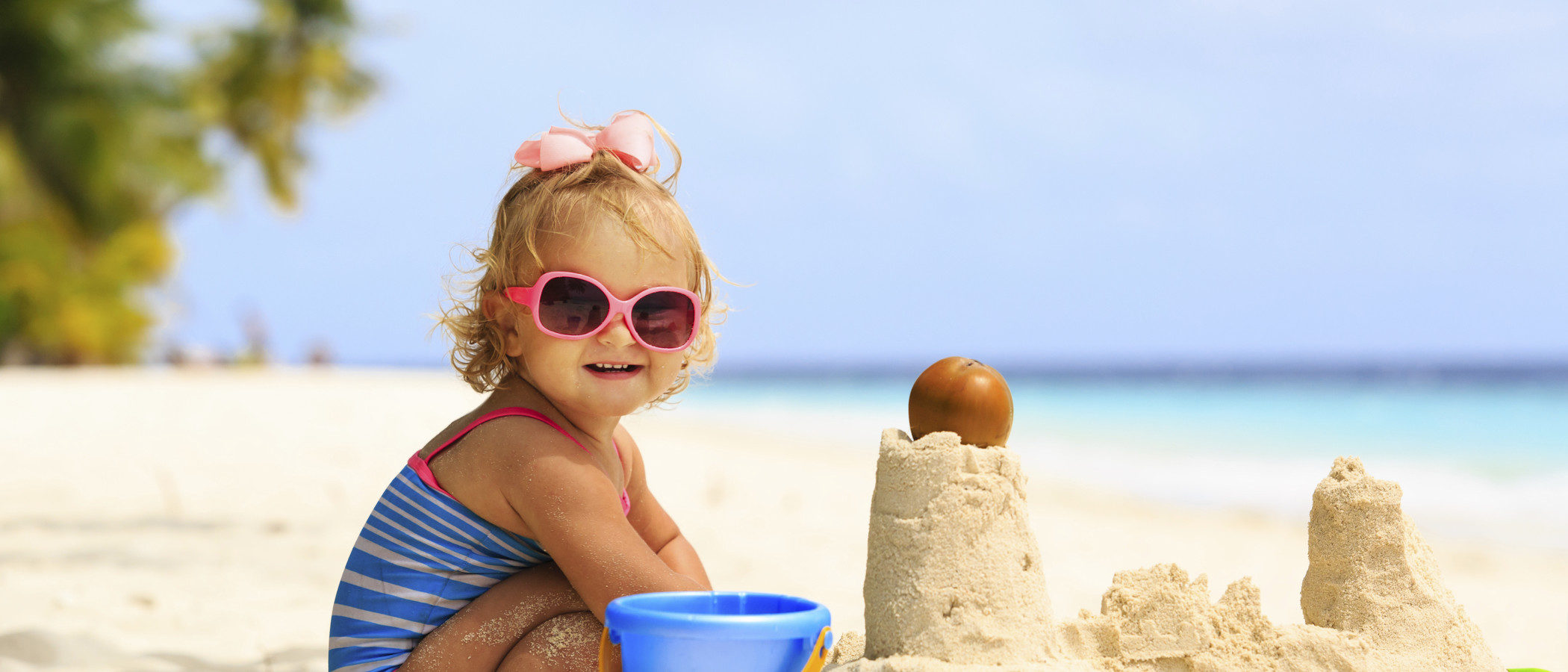 Castillos de arena y otros juegos infantiles para divertirse en la playa