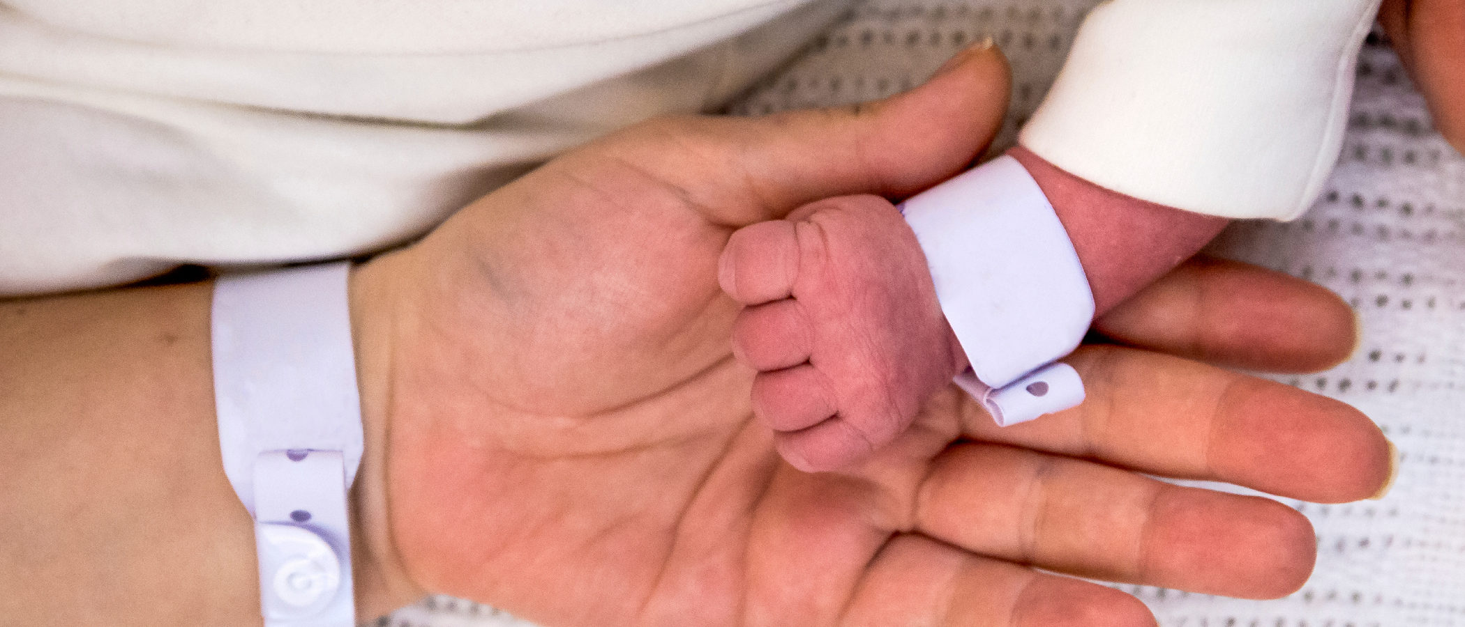 ¿Cuál es el peso normal de un bebé al nacer?