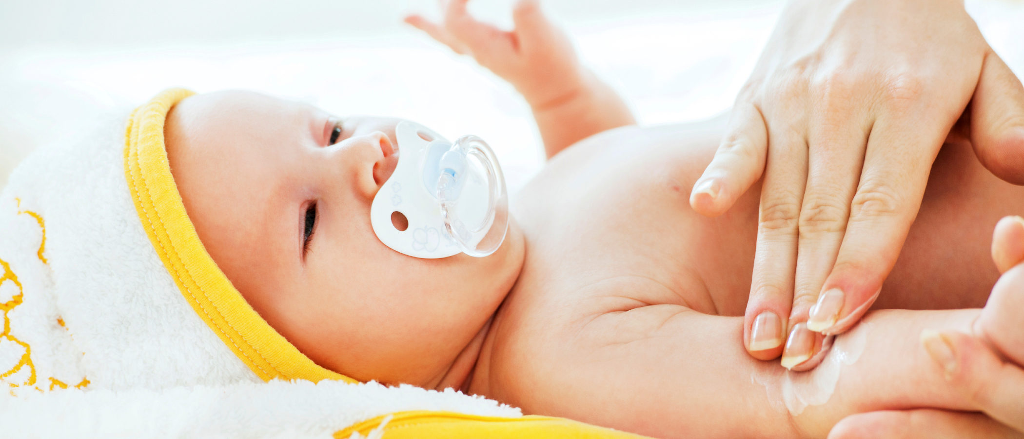 Dermatitis seborreica del lactante o costra láctea en bebés