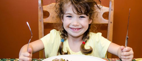 Los alimentos que más proteínas aportan a los niños