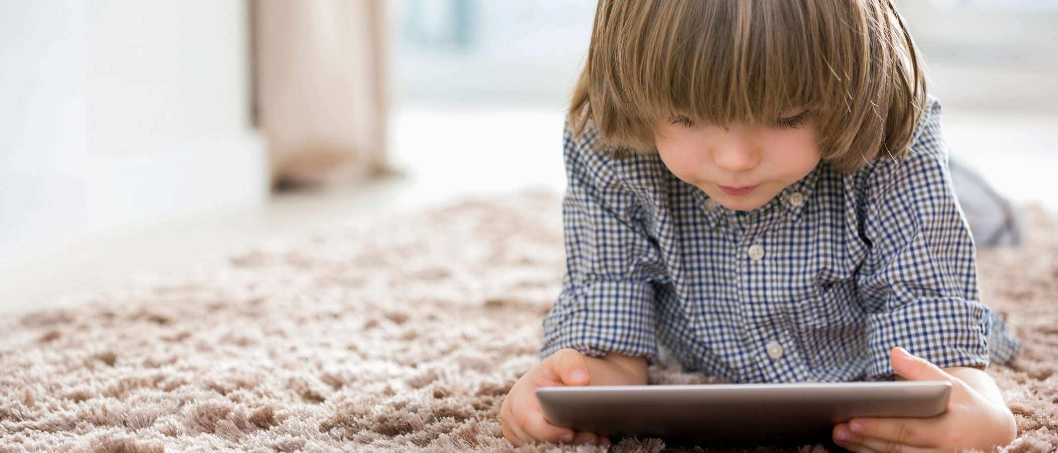 ¿Cuánto tiempo dejar a un niño jugar con la tablet?