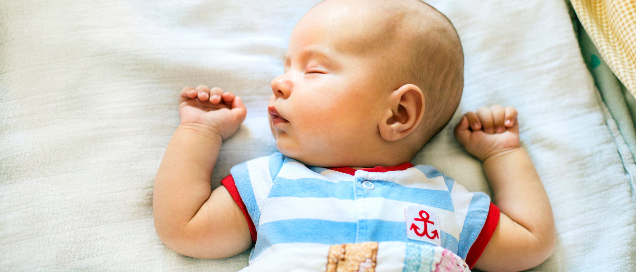 Qué no debes hacer para dormir a un bebé