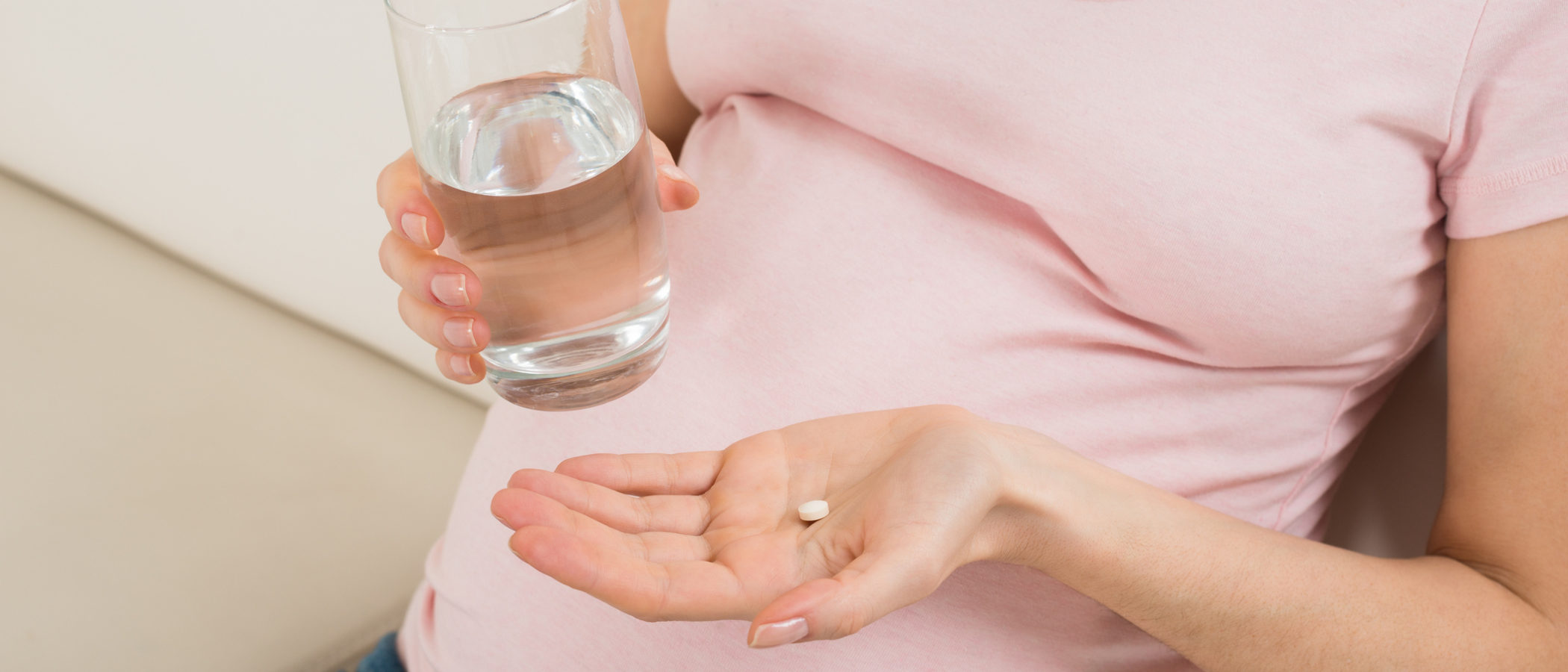 ¿Puedo tomar antibióticos durante el embarazo?