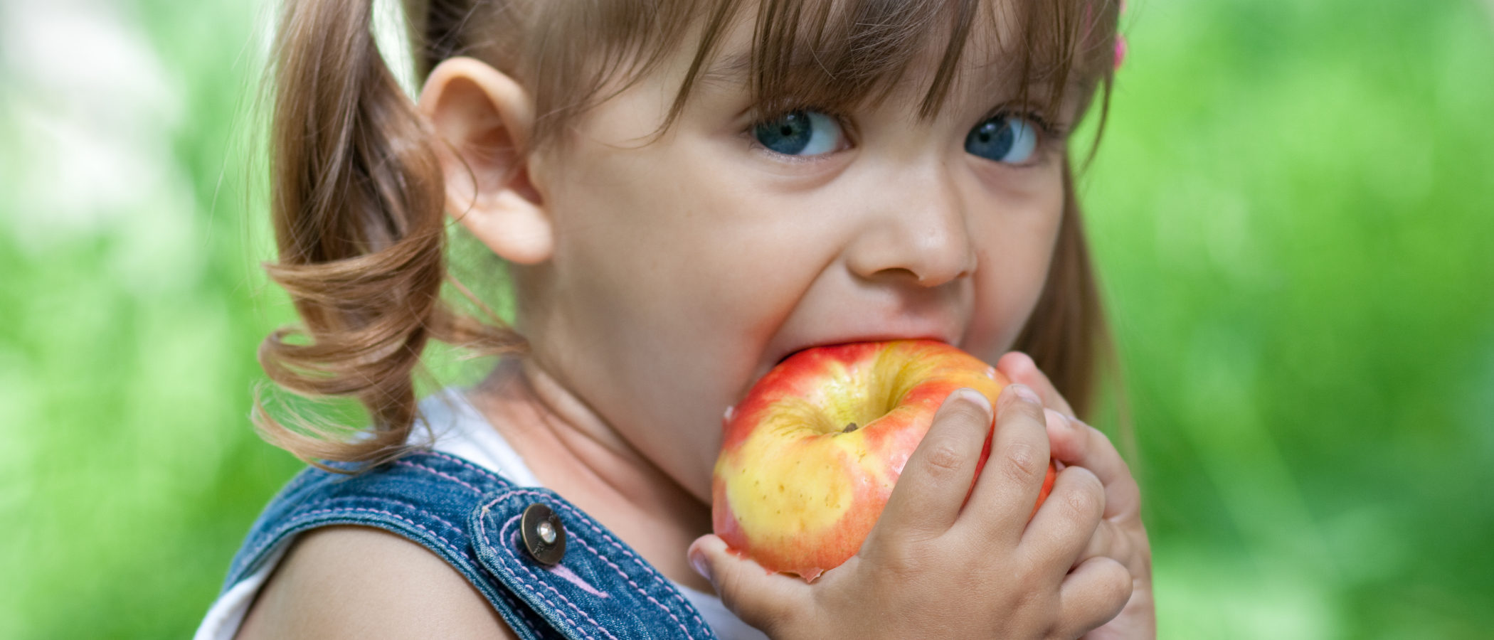 5 beneficios de la manzana en los niños