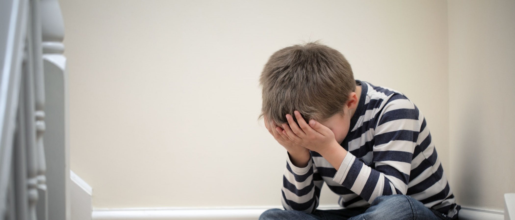 Cómo disciplinar a un niño con depresión