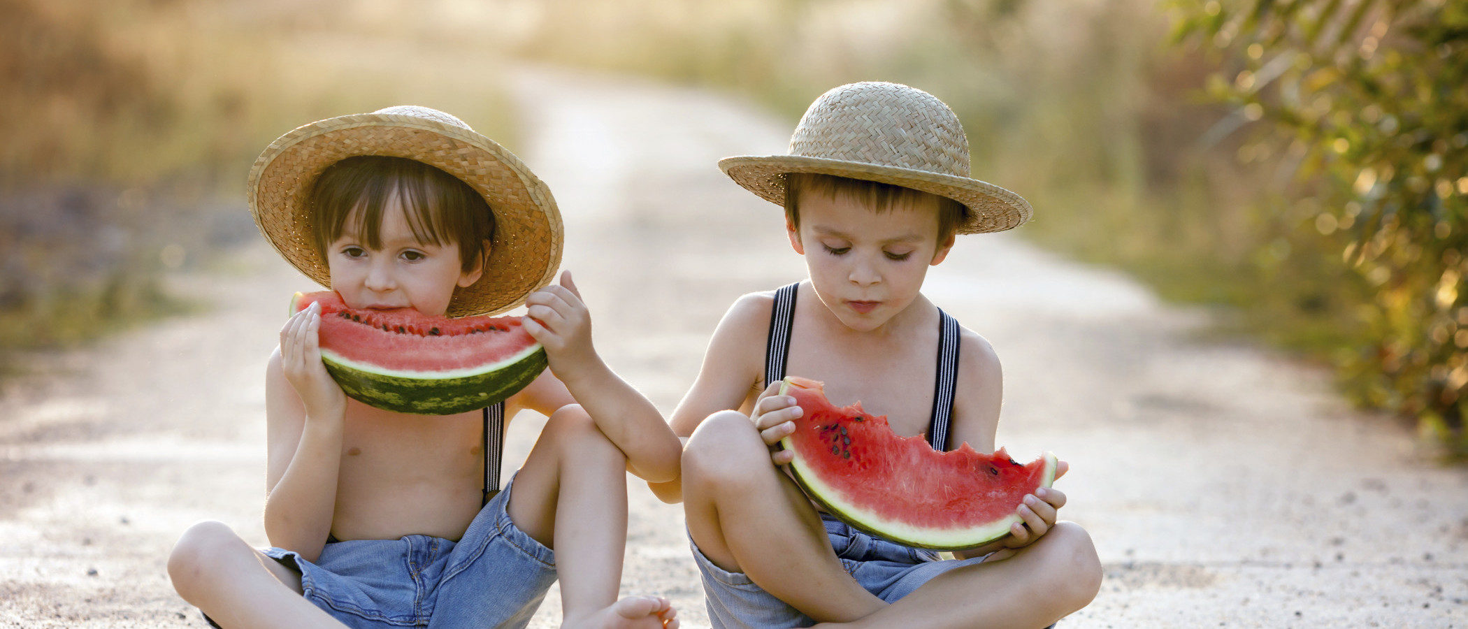 10 alimentos imprescindibles para los niños en verano