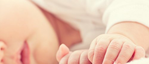 Cómo trata el picor de la piel en los bebés