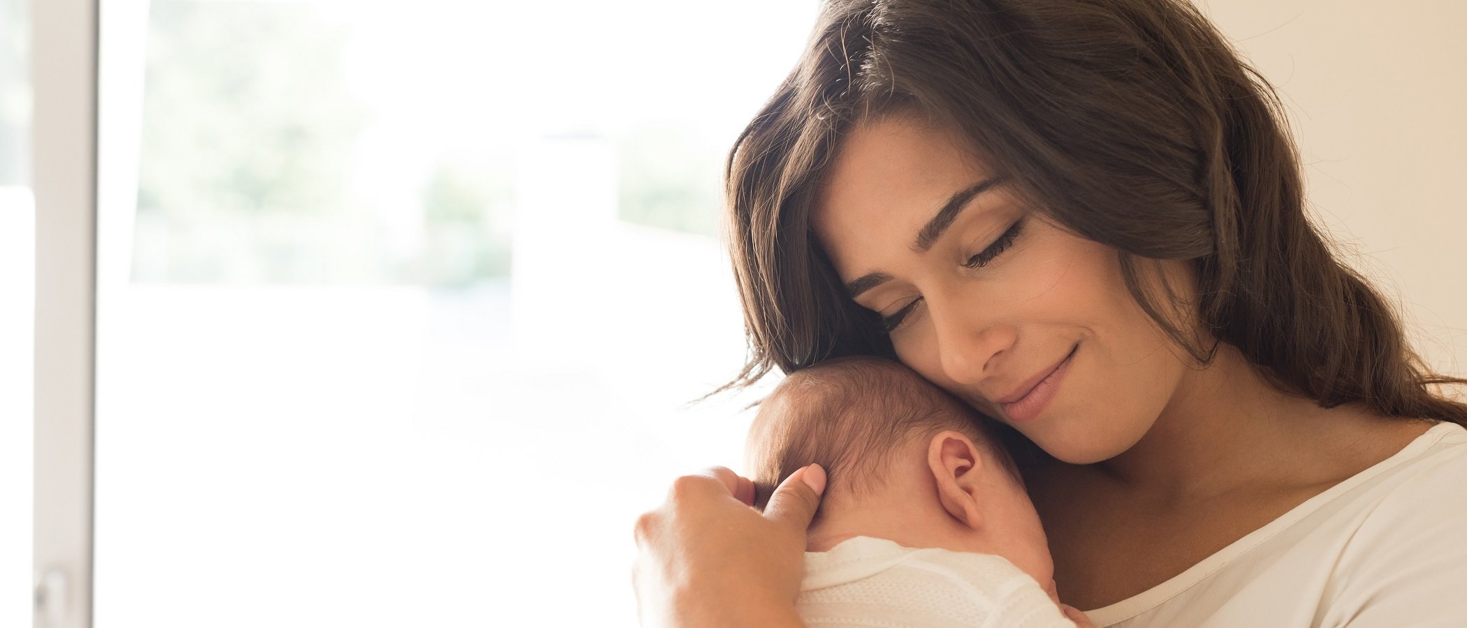 8 rasgos que los bebés heredan de su madre
