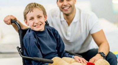 Cómo ayudar a un hijo con una discapacidad a ser feliz