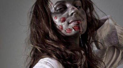 Paso a paso: Disfraz de niña del exorcista para Halloween