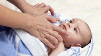 Dermatitis seborreica del lactante o costra láctea en bebés