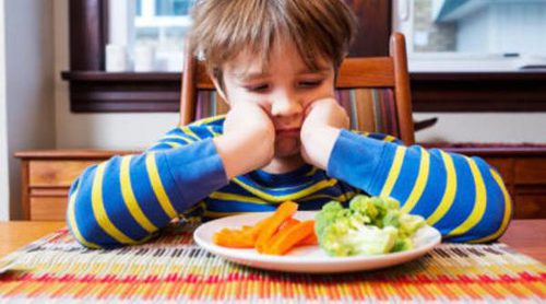 Cómo conseguir que tus hijos coman verduras y pescado