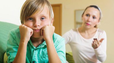6 cosas que no harán a tus hijos más felices aunque creas que sí