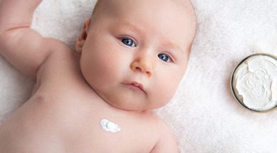 Elabora tu propia crema corporal casera para la piel del bebé