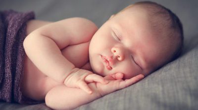 ¿Cuántas horas debe dormir un bebé de entre 3 y 6 meses?