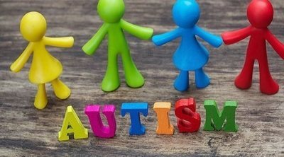 Cómo debes tratar a un niño con autismo