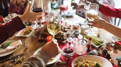 Cómo controlar los excesos en la dieta familiar en Navidad