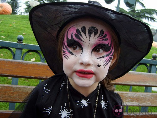 Maquillaje de bruja para niña - Maquillaje de Halloween para niños - Foto  en Bekia Padres